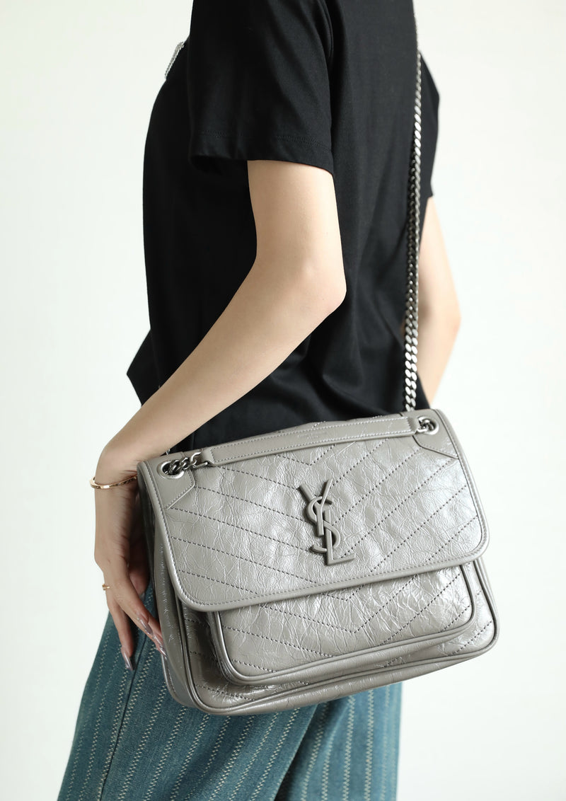 Tamanho Saint Laurent