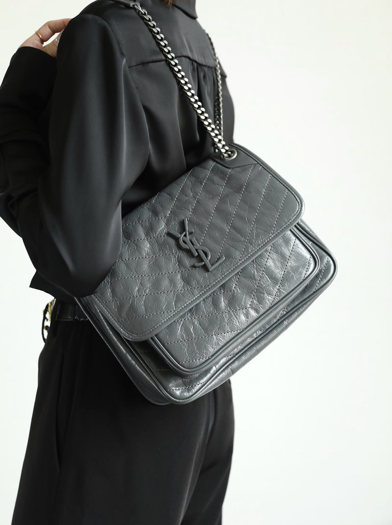 Tamanho Saint Laurent