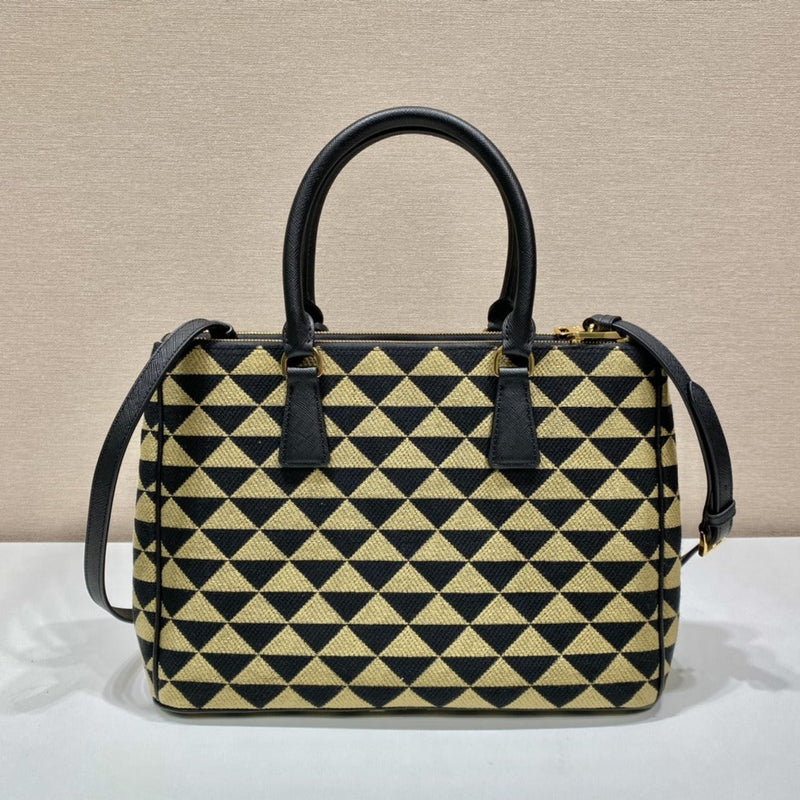 Bolsa Modelo Prada Galleria Grande em Tecido Bordado