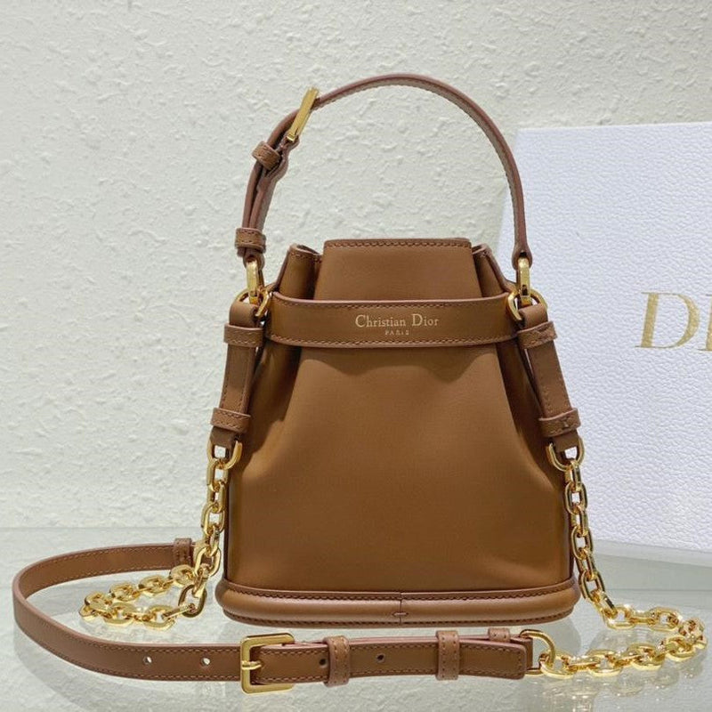 Bolsa Modelo Christian Dior Large C'est Dior