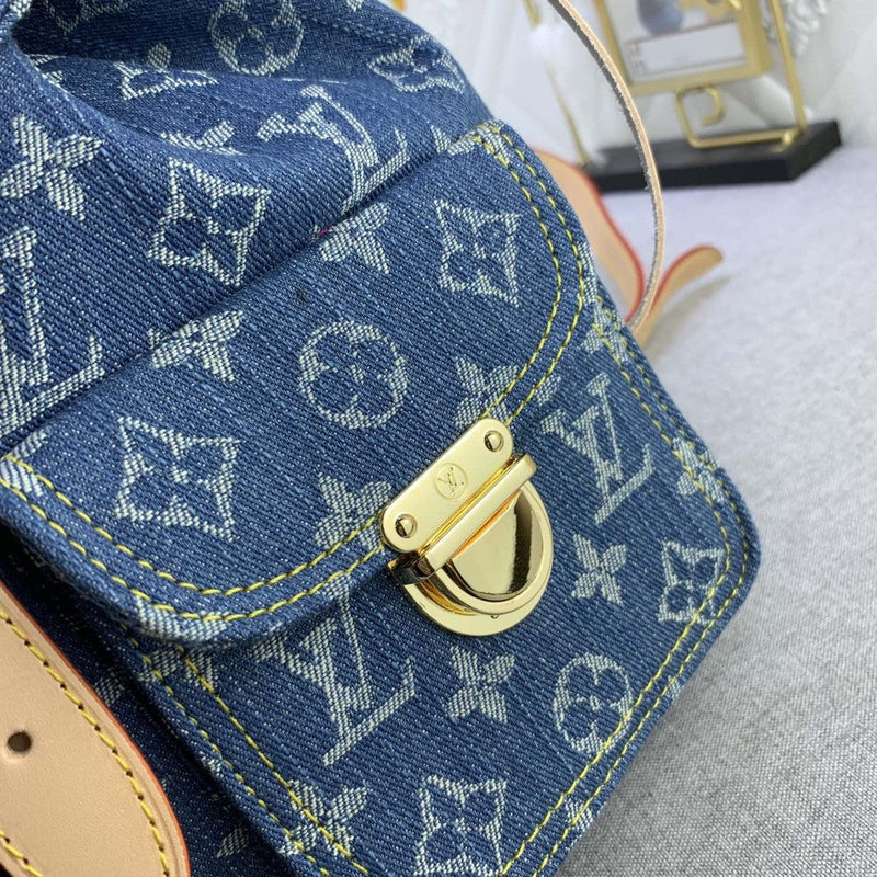 Mochila Modelo Louis Vuitton Monogram Denim Logo Gold Tan