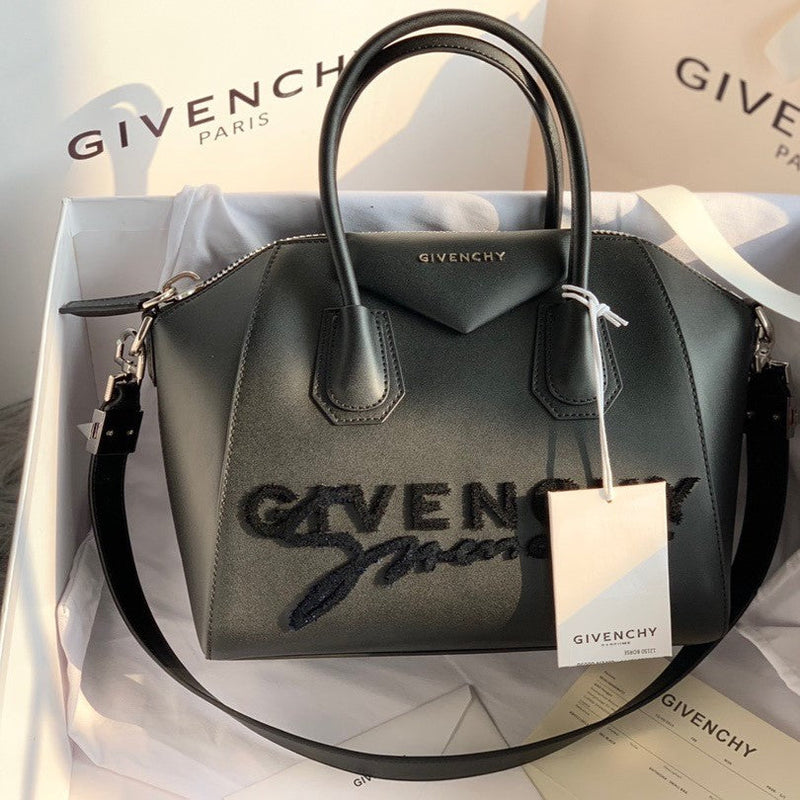 Bolsa Modelo Givenchy Antigona Tote