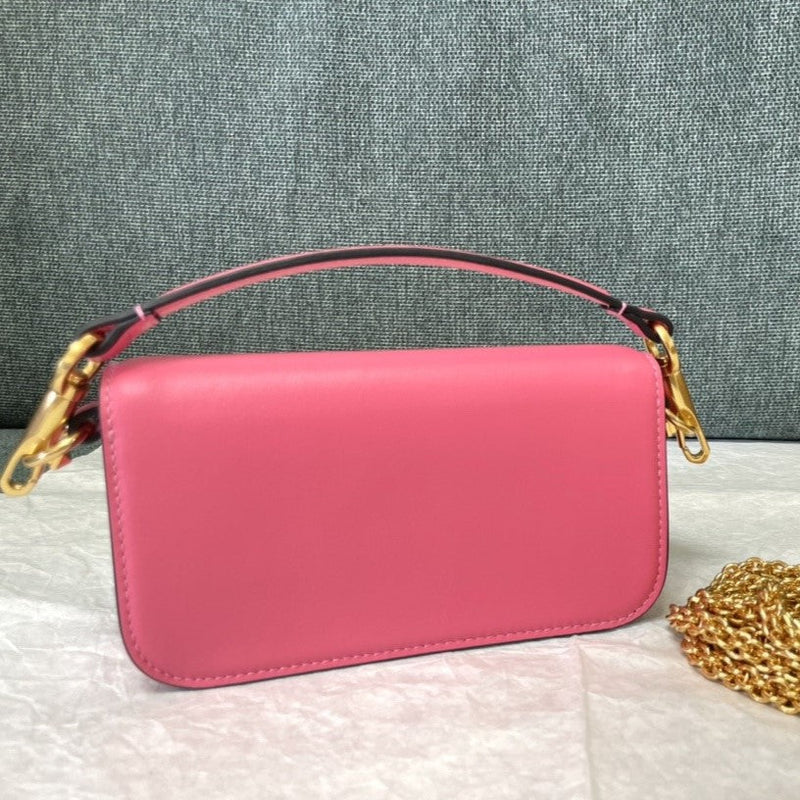 Bolsa Transversal Modelo Valentino Garavani Rosa