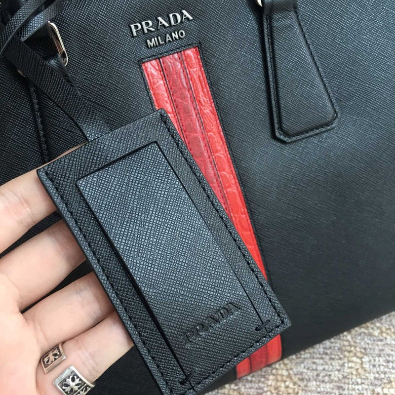 Bolsa Modelo Prada Galleria Média em Couro Saffiano