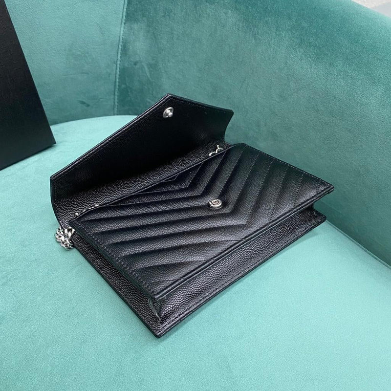 Clutch Modelo Saint Laurent Envelope Matelassê