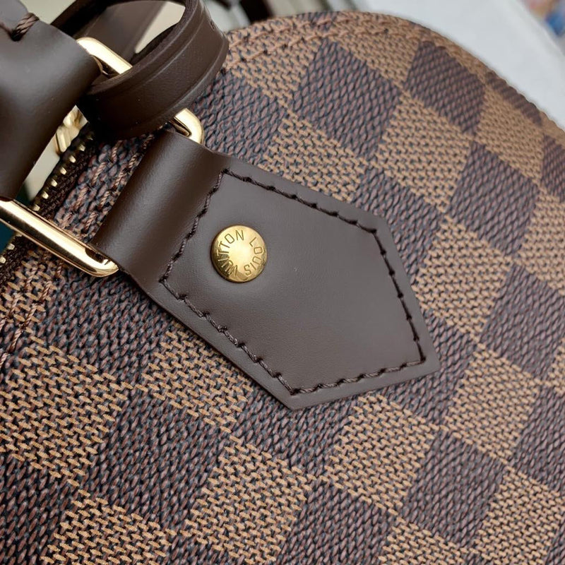 Bolsa Modelo Louis Vuitton Alma BB