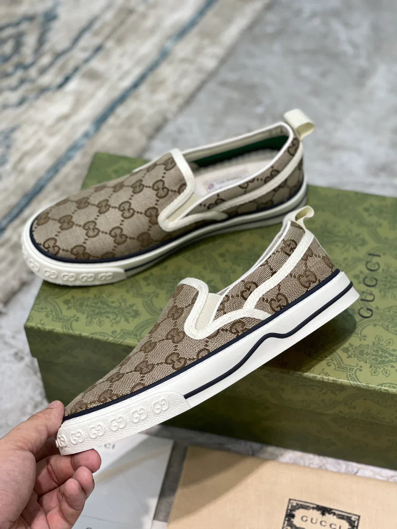 Slip-on Modelo Gucci Tennis 1977 Monogramado