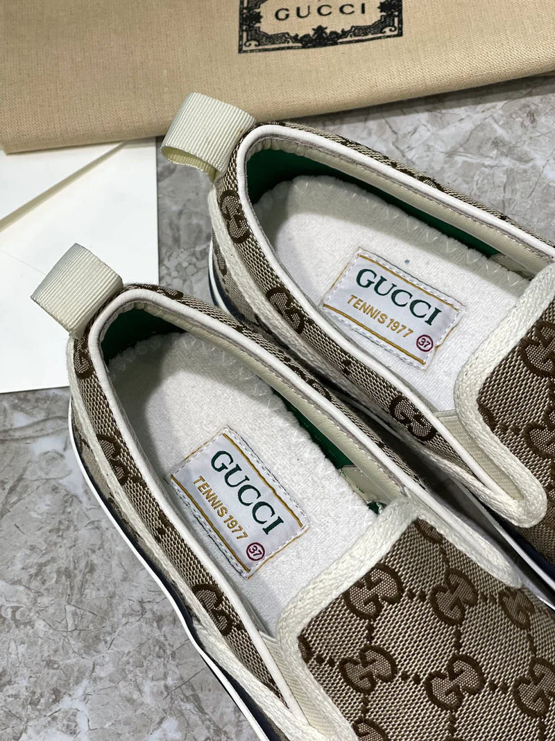 Slip-on Modelo Gucci Tennis 1977 Monogramado