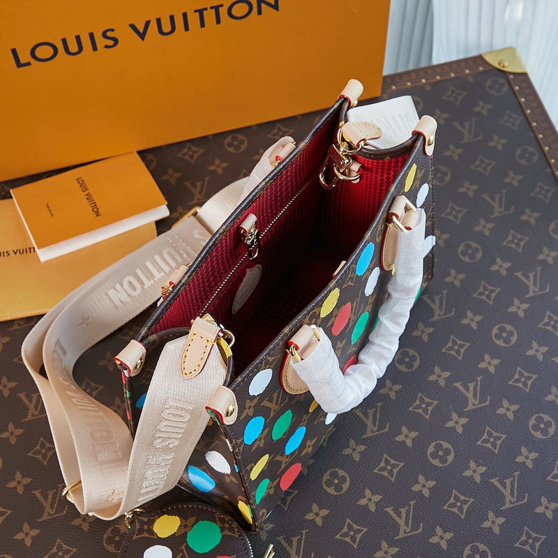 Bolsa Louis Vuitton Bolsa OnTheGo PM LV x YK