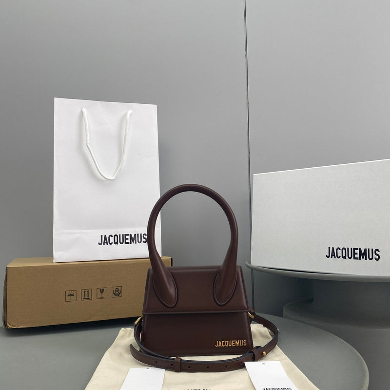 Bolsa Modelo Jacquemus Le Chiquito Moyen