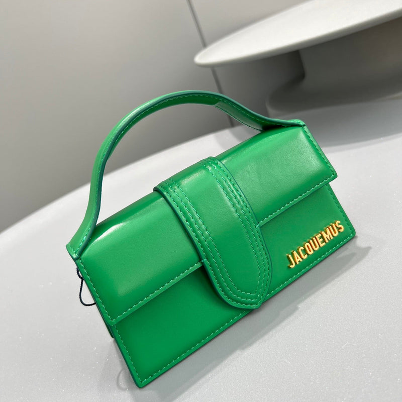 Bolsa Modelo Jacquemus Tote Le Bambino de Couro