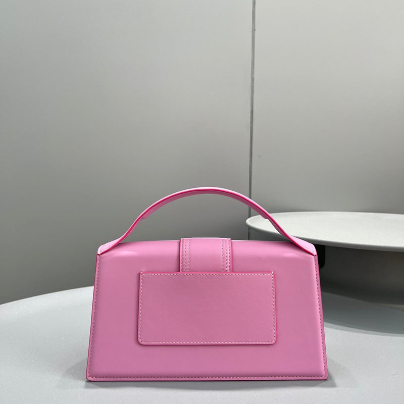 Bolsa Modelo Jacquemus Tote Le Grand Bambino de Couro