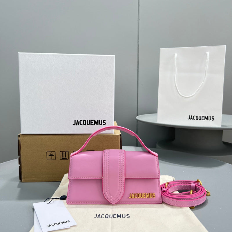 Bolsa Modelo Jacquemus Tote Le Bambino de Couro