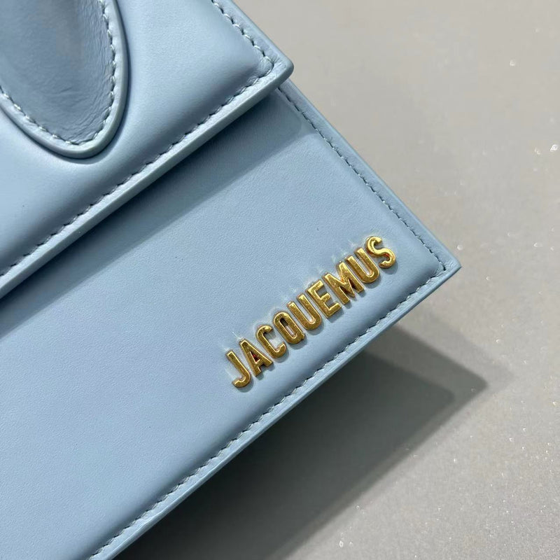 Bolsa Modelo Jacquemus Le Chiquito Moyen