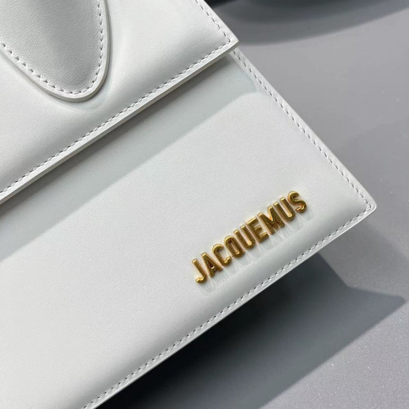 Bolsa Modelo Jacquemus Le Chiquito Moyen