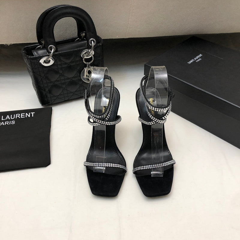 Sandália Modelo Saint Laurent Opyum com salto 110mm