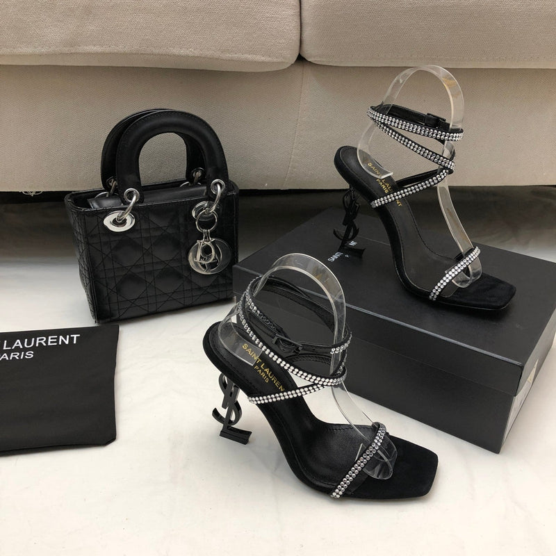 Sandália Modelo Saint Laurent Opyum com salto 110mm