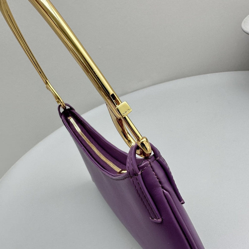 Bolsa Modelo Jacquemus Le Bisou Mousqueton