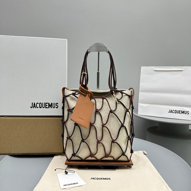 Bolsa Modelo Jacquemus Le Petit Filet Pralu