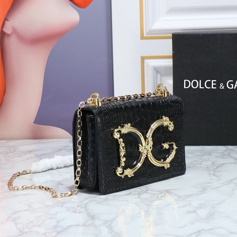 Bolsa Modelo Dolce & Gabanna com Logo DG efeito Crococodilo