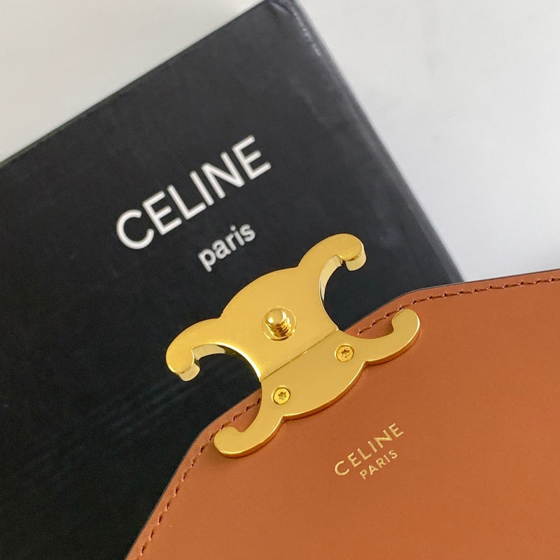 Bolsa Modelo Celine Envelope Triomphe