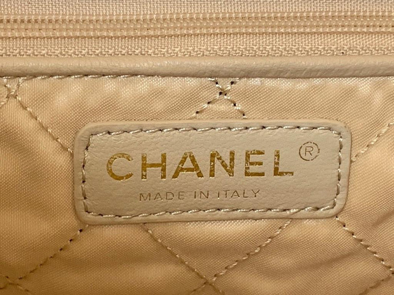 Bolsa Modelo Chanel 22