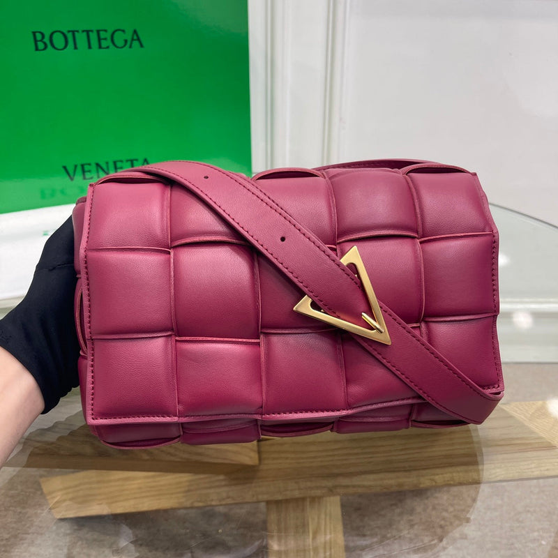 Bolsa Modelo Bottega Cassete Transversal