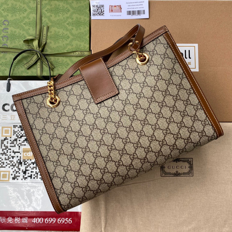 Bolsa Gucci Padlock GG de Ombro Média