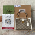 Bolsa Gucci Padlock GG de Ombro Média