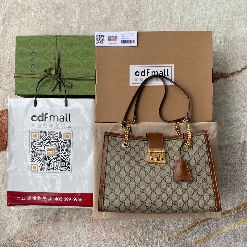 Bolsa Gucci Padlock GG de Ombro Média