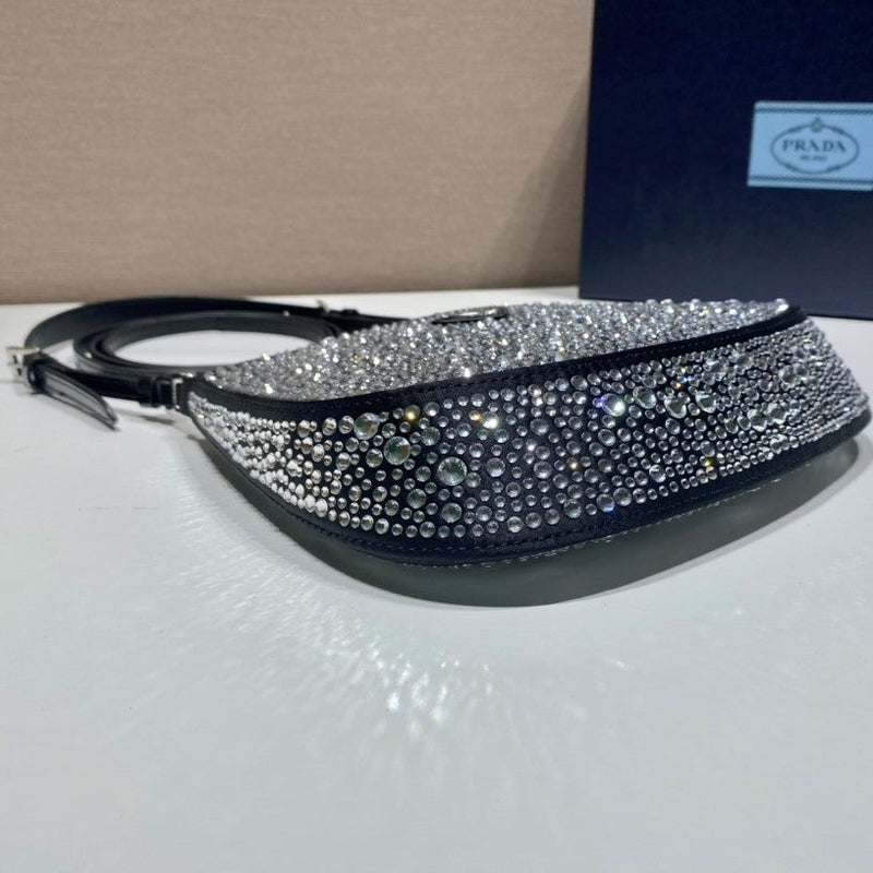 Bolsa Modelo Prada Cleo em Cetim com Cristais