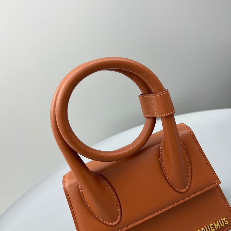 Bolsa Modelo Jacquemus Le Chiquito Noeud