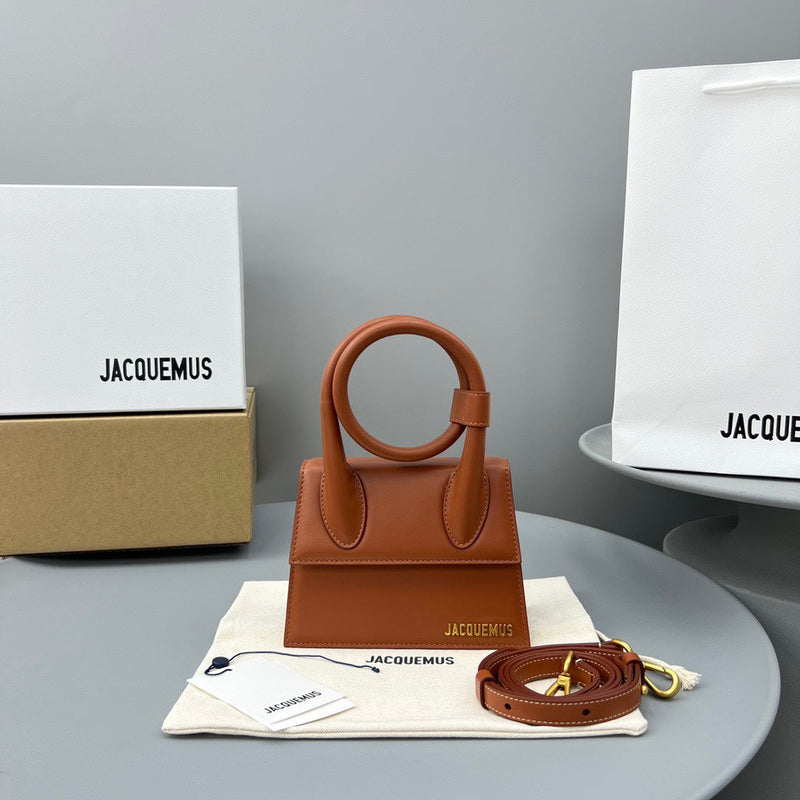 Bolsa Modelo Jacquemus Le Chiquito Noeud