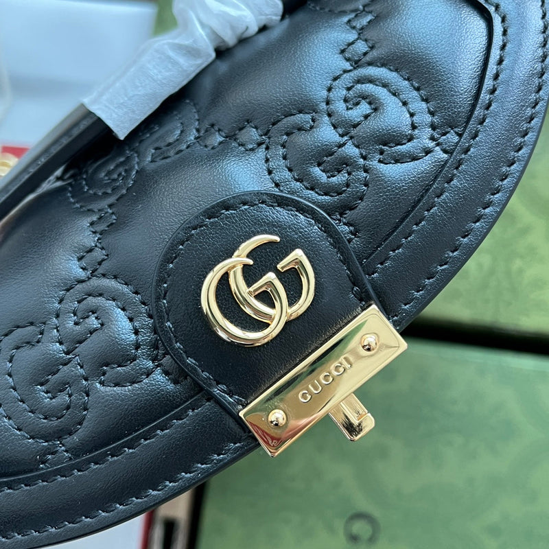 Bolsa Gucci GG matelassê Pequena com Alça Superior