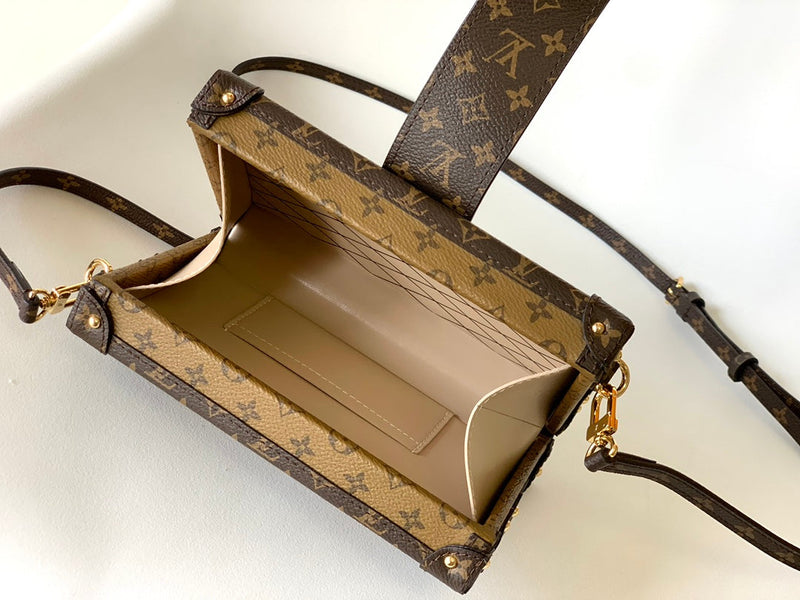 Bolsa Louis Vuitton Petite Malle