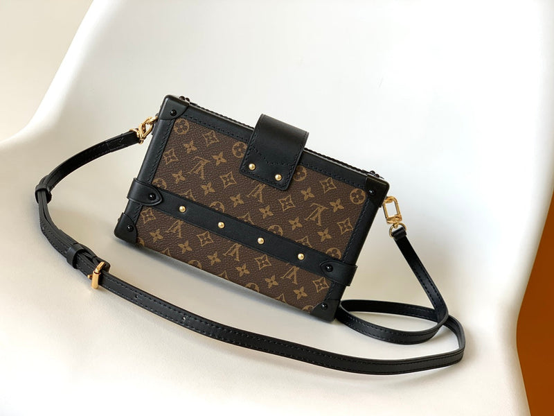 Bolsa Louis Vuitton Petite Malle