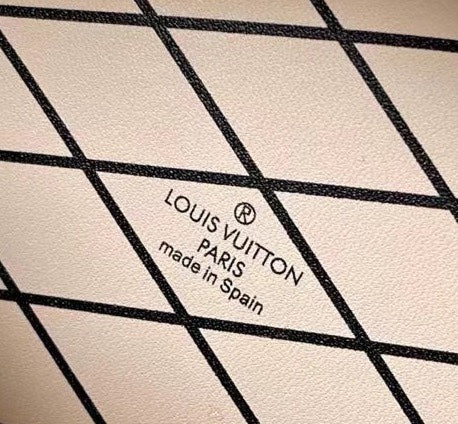 Bolsa Louis Vuitton Petite Boite Chapeau