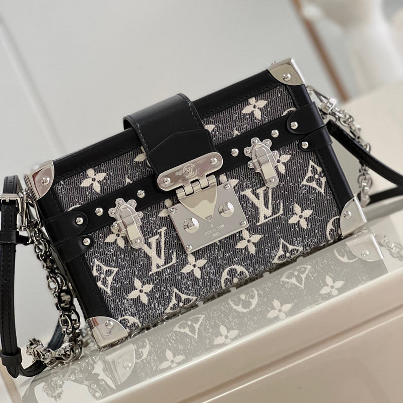 Bolsa Modelo Louis Vuitton  Petite Malle