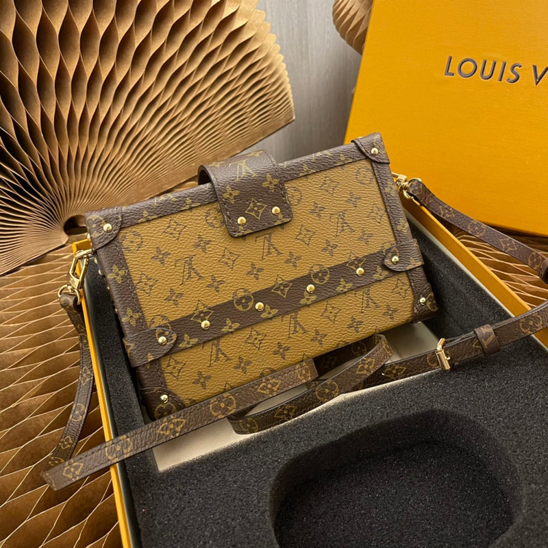 Bolsa Louis Vuitton Petite Malle