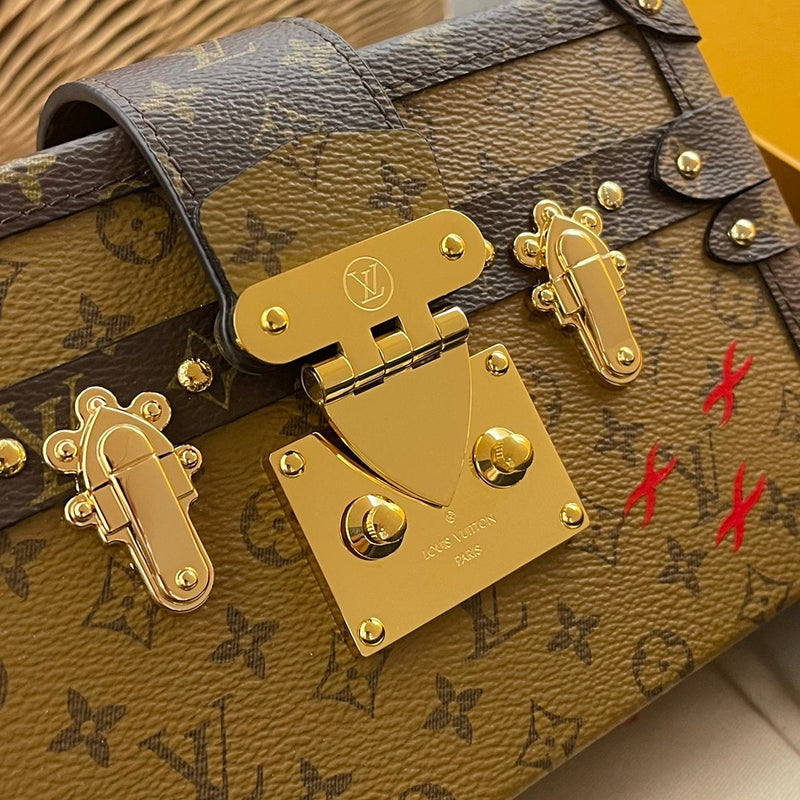 Bolsa Louis Vuitton Petite Malle