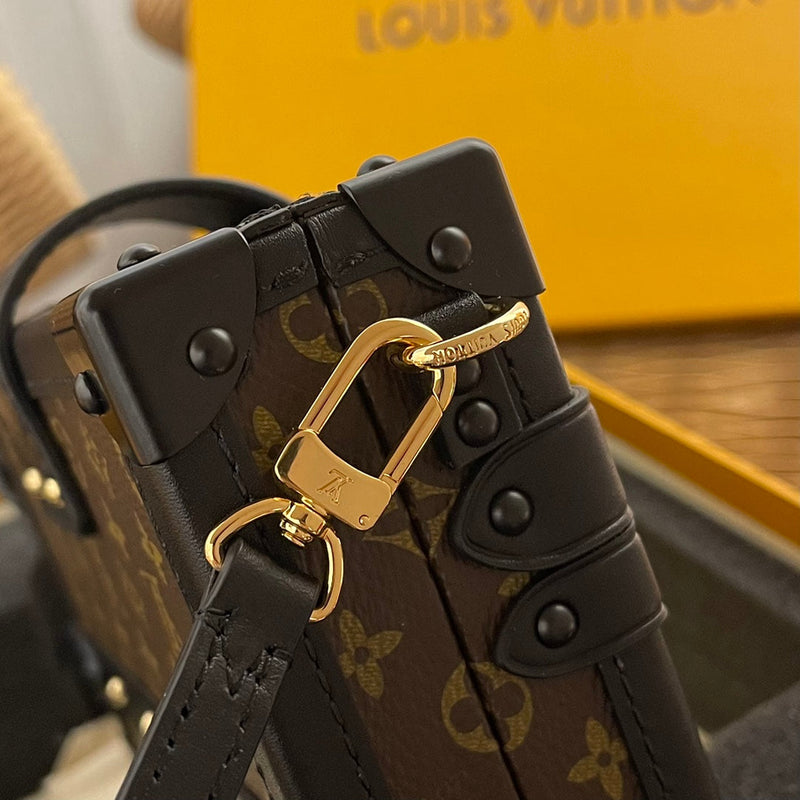 Bolsa Louis Vuitton Petite Malle