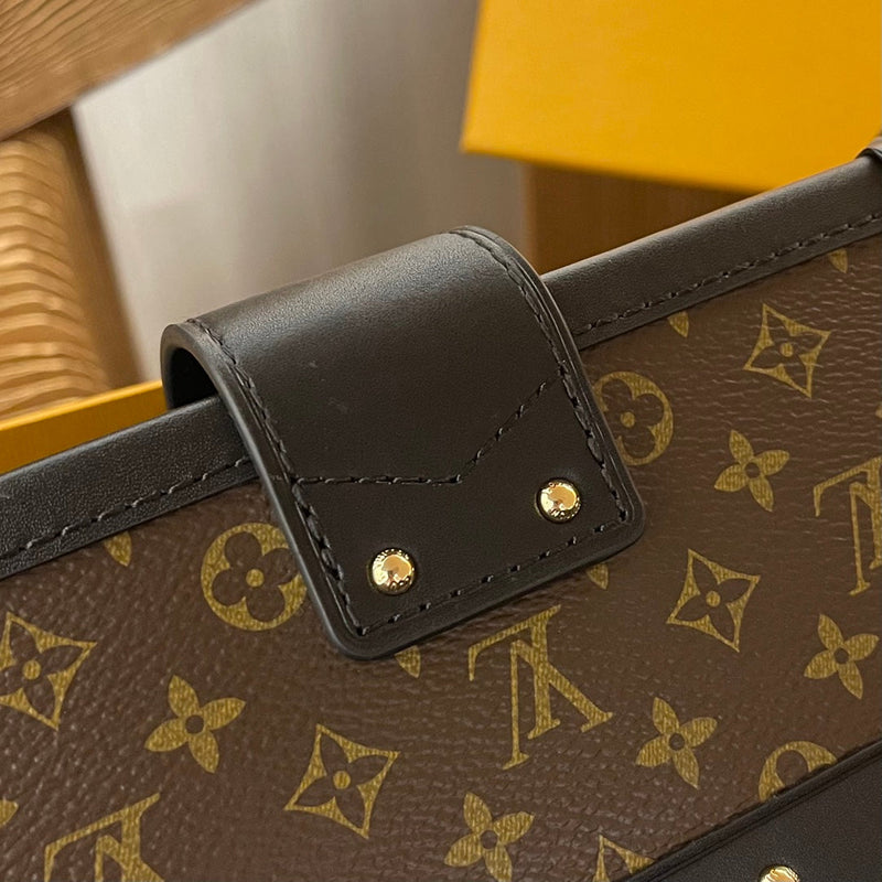 Bolsa Louis Vuitton Petite Malle