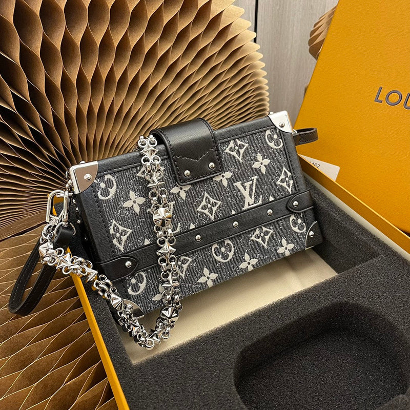 Bolsa Louis Vuitton Petite Malle