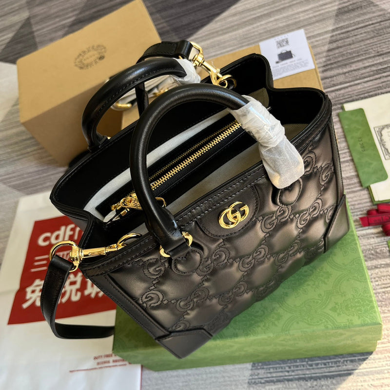 Bolsa Gucci GG matelassê Mini com Alça Superior