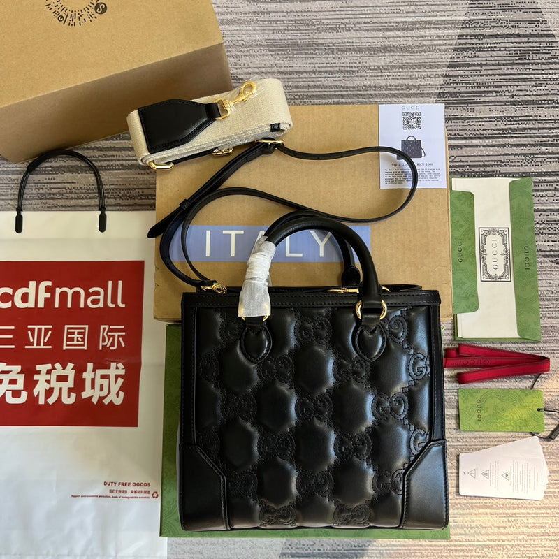 Bolsa Gucci GG matelassê Mini com Alça Superior