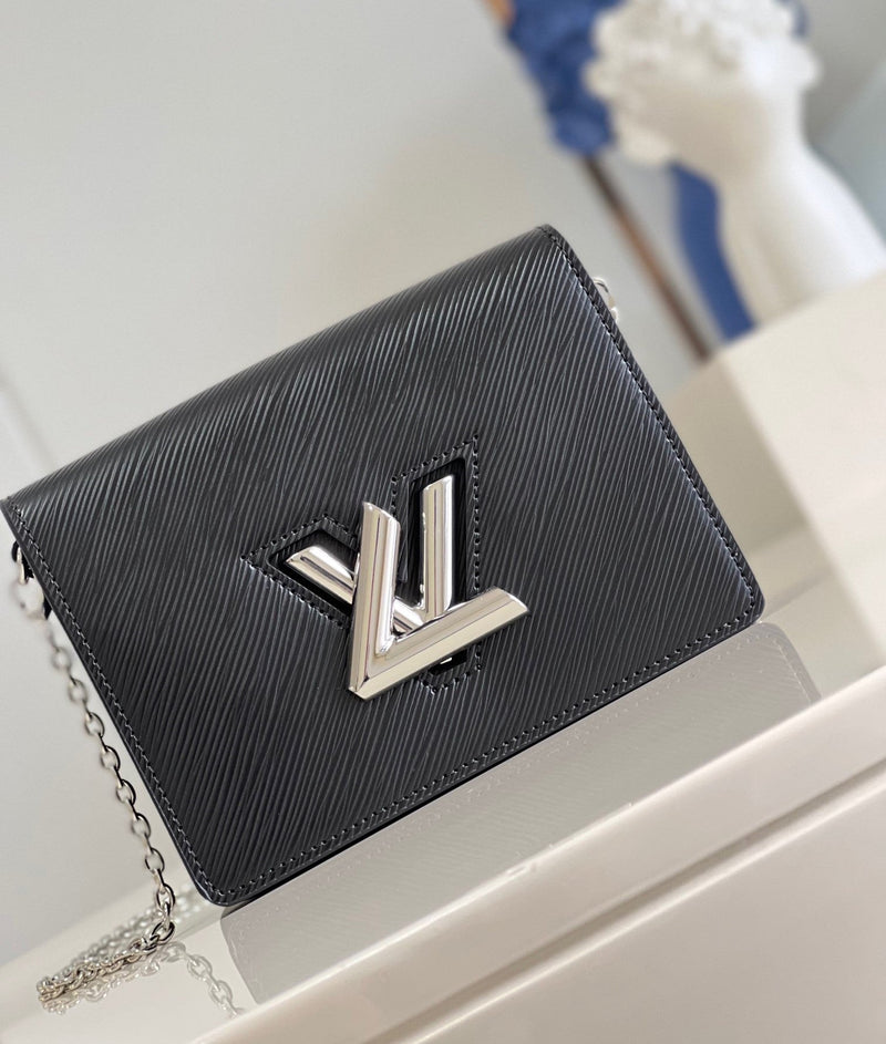 Bolsa Louis Vuitton Twist Belt Chain Pouch