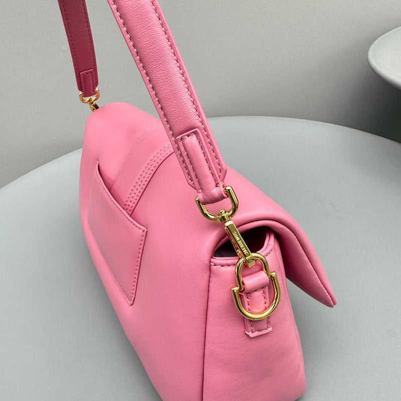 Bolsa Modelo Jacquemus Le Bambimou Acolchoada