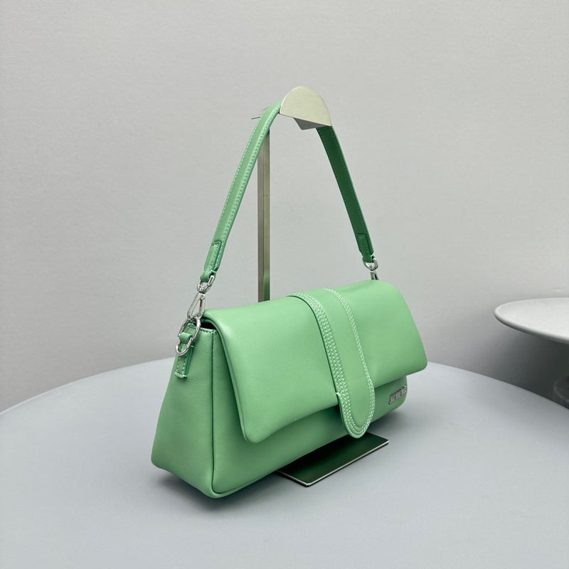 Bolsa Modelo Jacquemus Le Bambimou Acolchoada