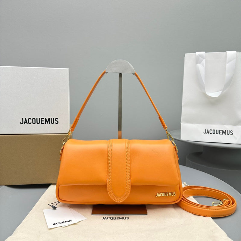 Bolsa Modelo Jacquemus Le Bambimou Acolchoada