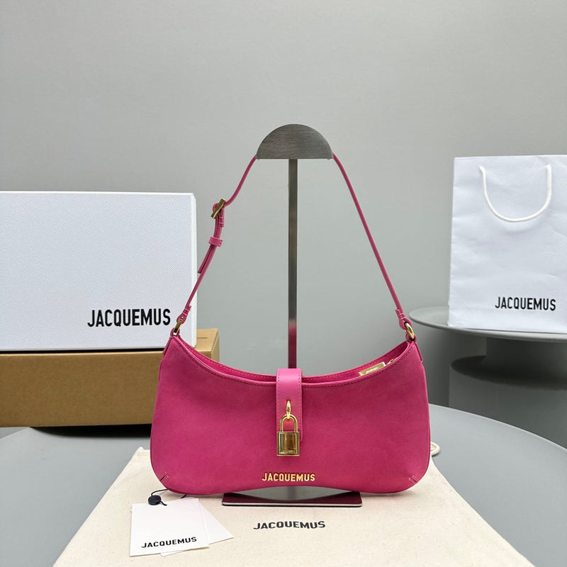 Bolsa Modelo Jacquemus Le Bisou Cadenas de Camurça